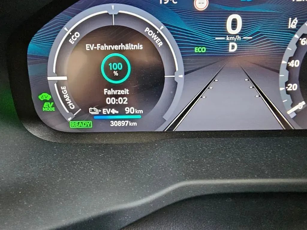 Gebraucht Suzuki Across 313 PS (230 kW) 2023 Braun SUV