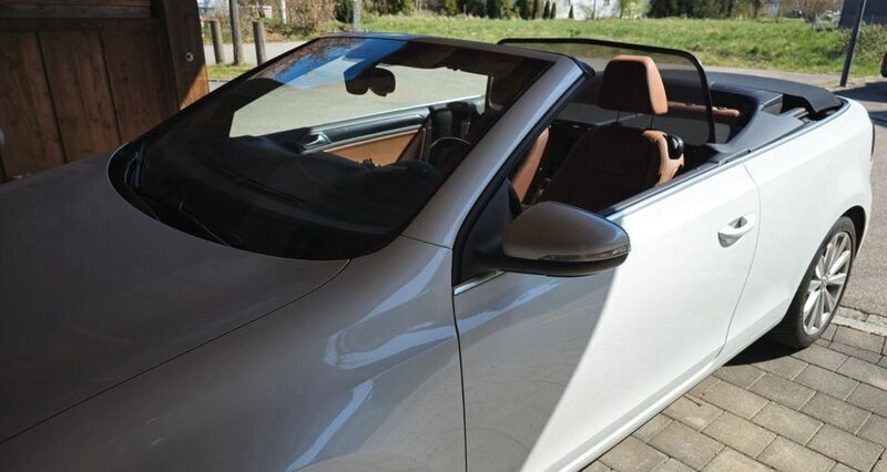 Weiß Gebraucht 2012 VW Golf Cabriolet Exclusive Cabrio | 12.900 € (Etwas zu teuer) - Bild 1/4