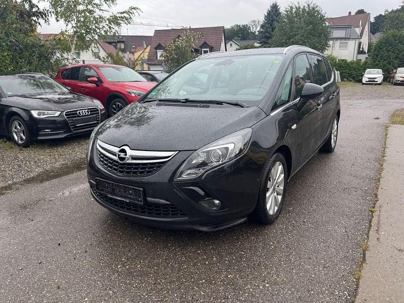 Schwarz Gebraucht 2012 Opel Zafira Tourer Innovation Van / Kleinbus | 4.950 € (Guter Preis) - Bild 1/4