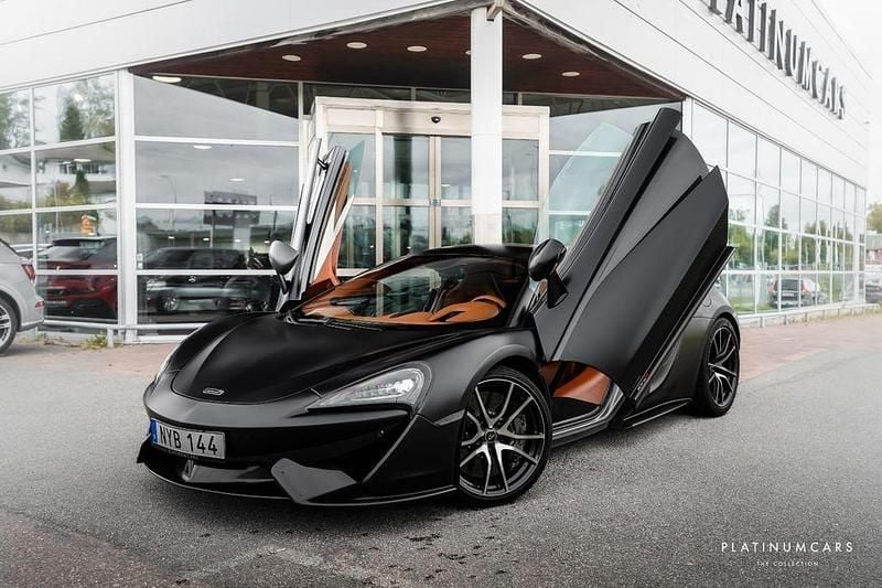 Grau Gebraucht 2016 McLaren 570S | 126.703 € - Bild 1/4
