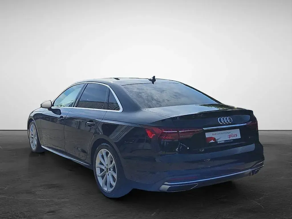 Gebraucht Audi A4 Advanced 204 PS (150 kW) 2022 Schwarz Limousine
