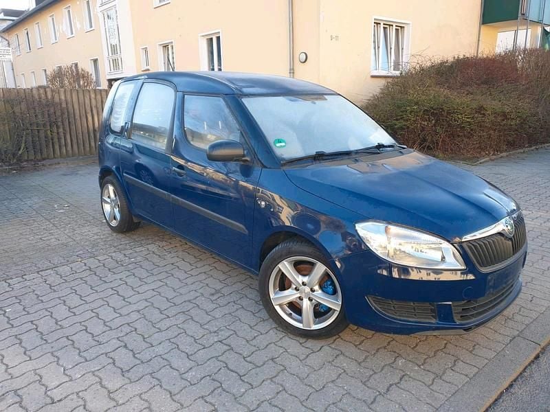 Gebraucht Skoda Roomster 90 PS (66 kW) 2012 Blau Van / Kleinbus