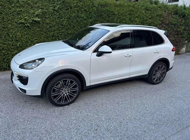 Weiß Gebraucht 2014 Porsche Cayenne S SUV | 28.300 € (Teuer) - Bild 1/4
