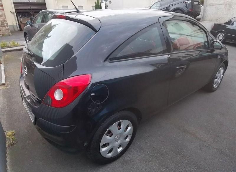 Schwarz Gebraucht 2009 Opel Corsa Edition Limousine | 2.999 € (Etwas zu teuer) - Bild 1/4