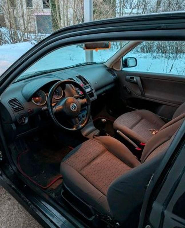 Gebraucht VW Polo Edition 60 PS (44 kW) 2001 Schwarz Limousine