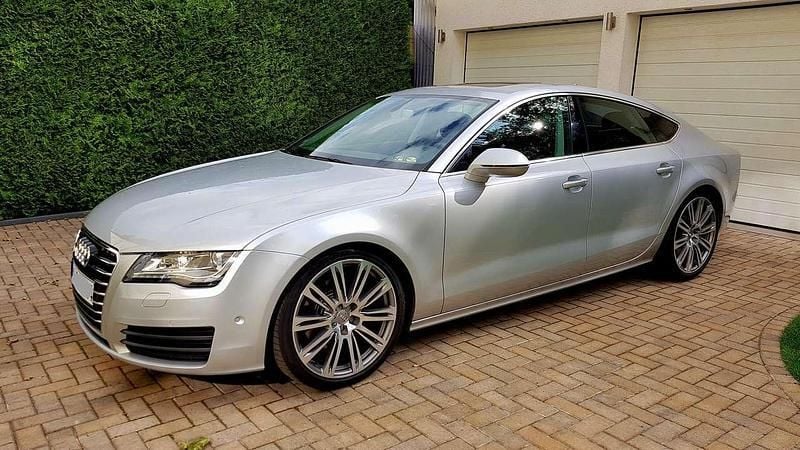 Silber Gebraucht 2011 Audi A7 Ambiente Kleinwagen | 16.900 € (Guter Preis) - Bild 1/4