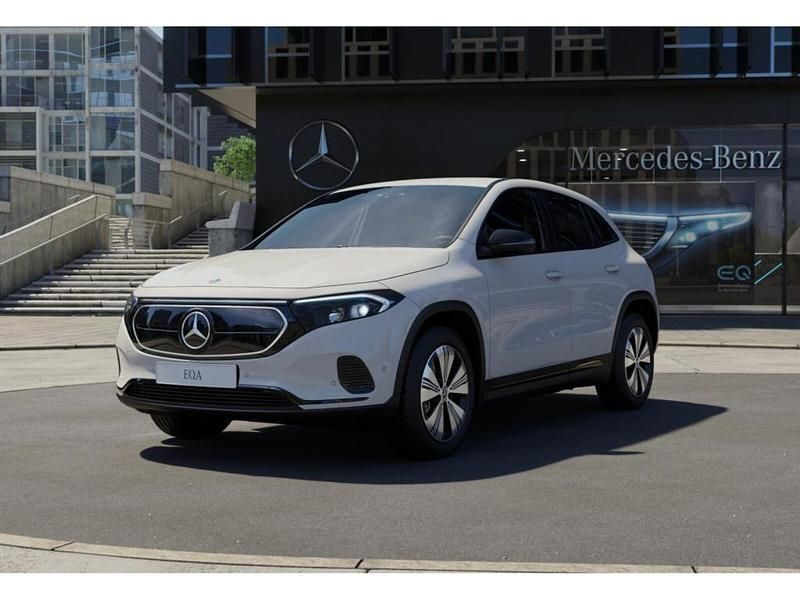 Gebraucht Mercedes EQA250+ Progressive 139 kW (190 PS) 2023 Weiß SUV