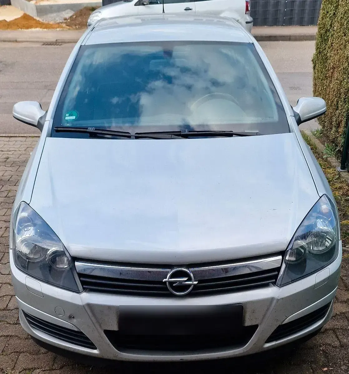 Usata Opel Astra 105 CV (77 kW) 2004 Argento Berlina