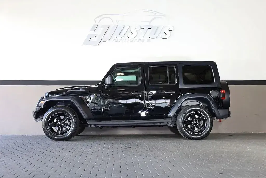 Gebraucht Jeep Wrangler Unlimited Altitude 284 PS (208 kW) 2020 Black clearcoat SUV