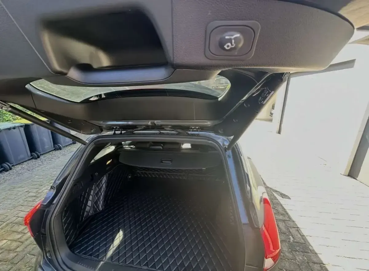 Gebraucht Ford Focus ST 125 PS (91 kW) 2021 Grau Kombi