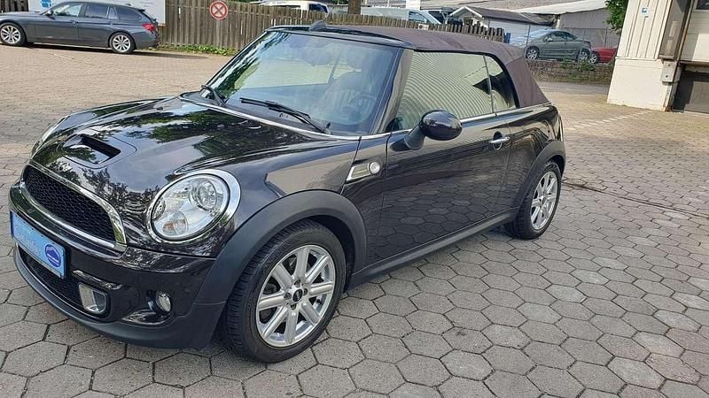 Gebraucht Mini Cooper S Cabriolet 184 PS (135 kW) 2013 Iced chocolate Cabrio