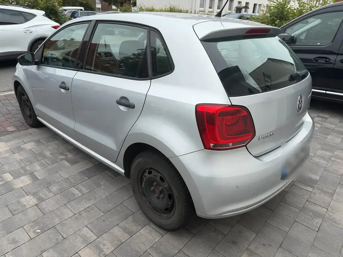 Gebraucht VW Polo Trendline 75 PS (55 kW) 2010 Silber Kleinwagen