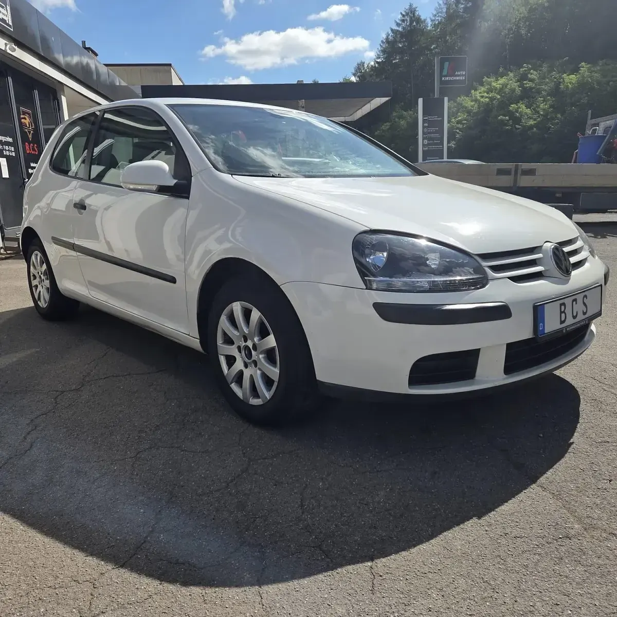 Gebraucht VW Golf V 150 PS (110 kW) 2004 Weiß Kleinwagen