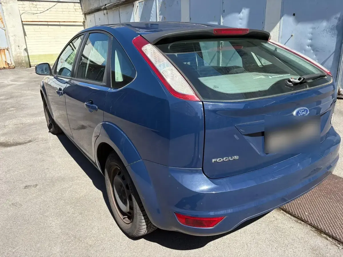 Usata Ford Focus 75 CV (55 kW) 2009 Blu Berlina