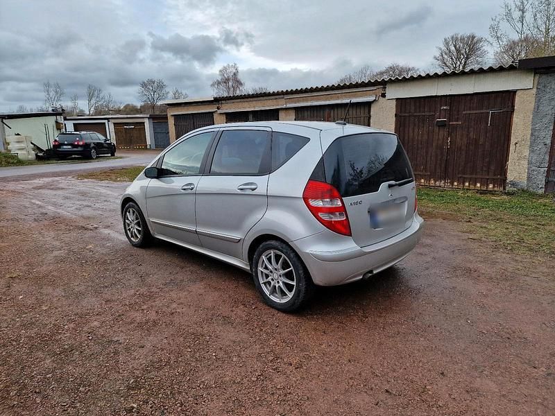 Gebraucht Mercedes A160 82 PS (60 kW) 2008 Silber Kleinwagen