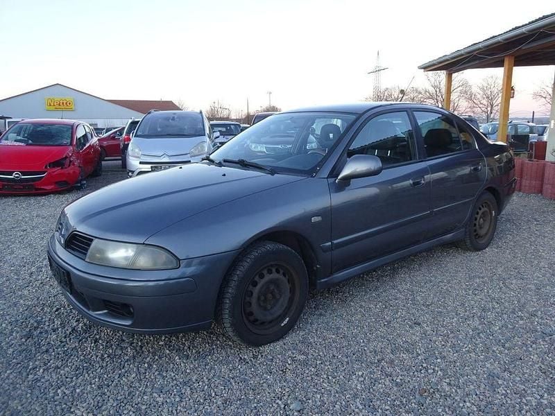 Gebraucht Mitsubishi Carisma Elegance 122 PS (89 kW) 2002 Grau Limousine