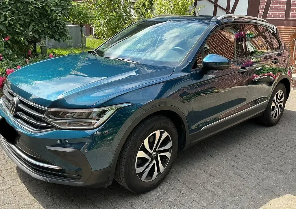 Gebraucht VW Tiguan Active 150 PS (110 kW) 2022 Andere farben SUV