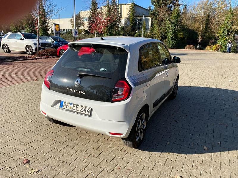 Gebraucht Renault Twingo LIMITED 92 PS (67 kW) 2019 Weiß Kleinwagen