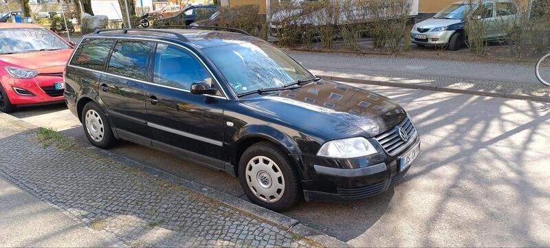 Schwarz Gebraucht 2003 VW Passat Kombi | 380 € (Superpreis) - Bild 1/4
