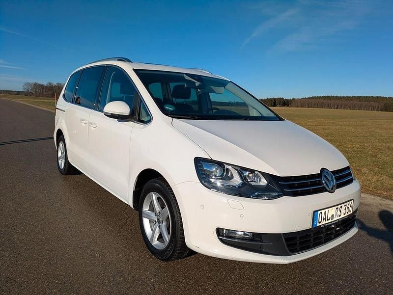 Gebraucht VW Sharan Highline 177 PS (130 kW) 2014 Weiß Van / Kleinbus
