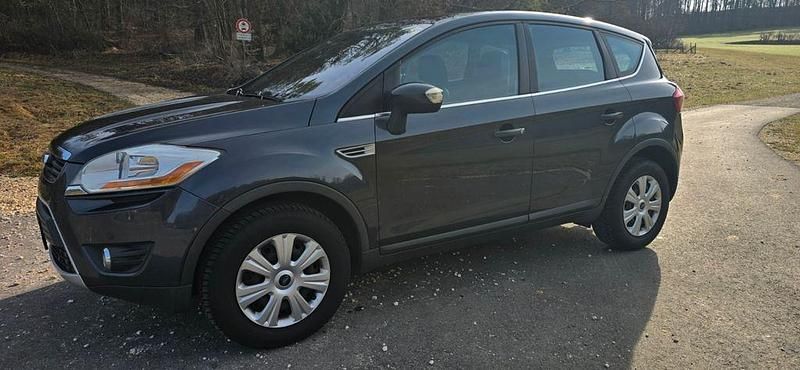 Gebraucht Ford Kuga 136 PS (100 kW) 2010 Grau SUV