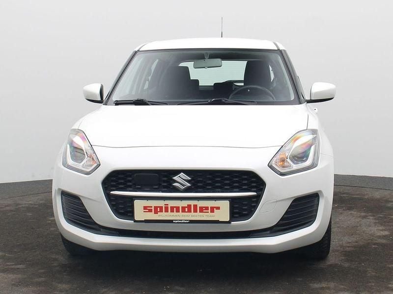 Gebraucht Suzuki Swift 90 PS (66 kW) 2021 Weiß Kleinwagen