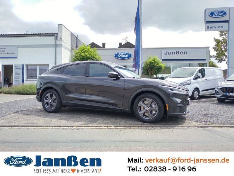 Dark matter/starlight gray Gebraucht 2022 Ford Mustang Mach-E SUV | 39.500 € (Teuer) - Bild 1/4
