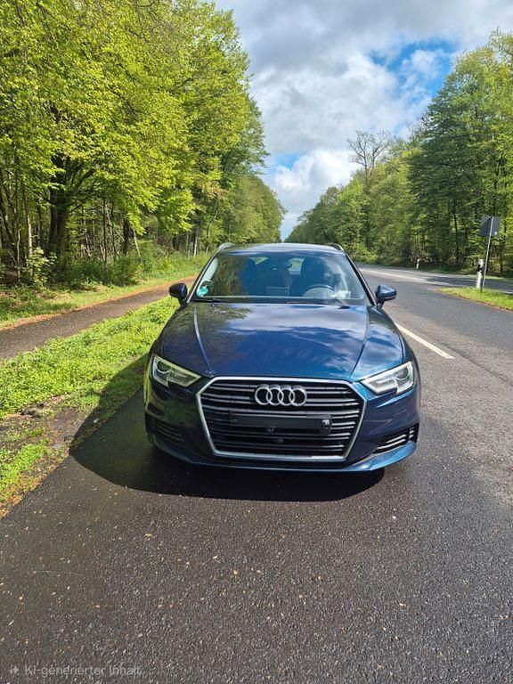 Używany Audi A3 Design 150 KM (110 kW) 2018 Niebieski Sedan/Limuzyna