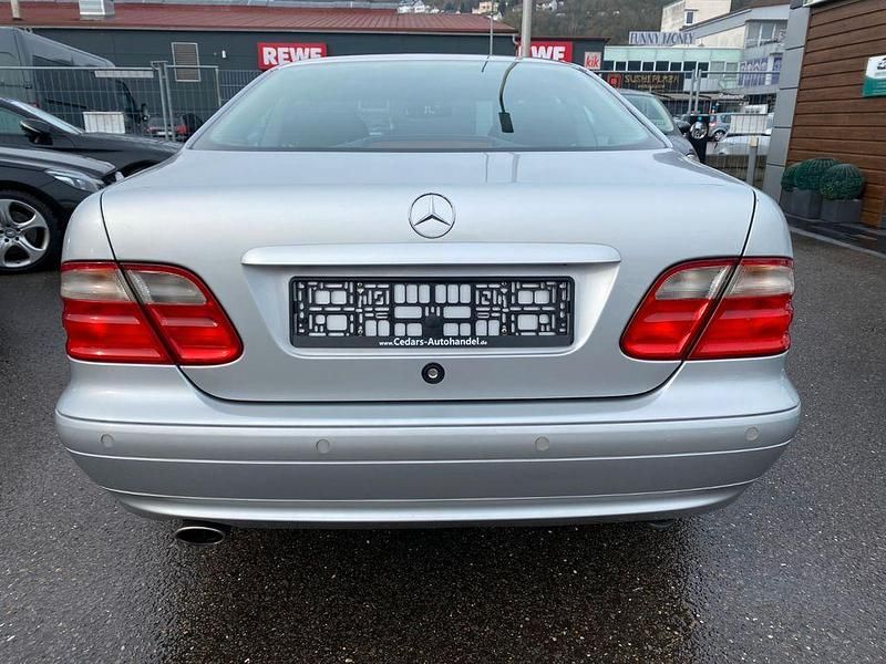 Gebraucht Mercedes CLK200 Elegance 163 PS (119 kW) 2000 Silber