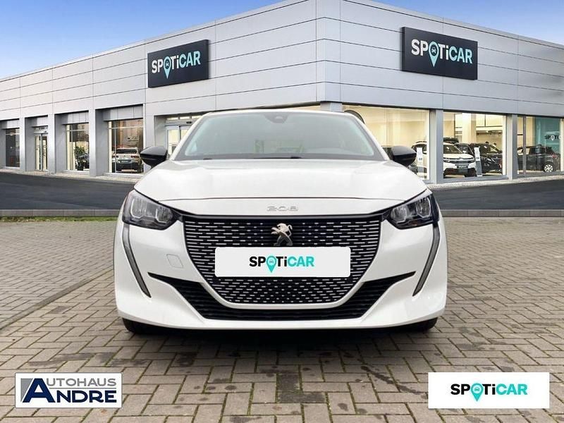 Gebraucht Peugeot e-208 Active 100 kW (136 PS) 2022 Weiß Kleinwagen