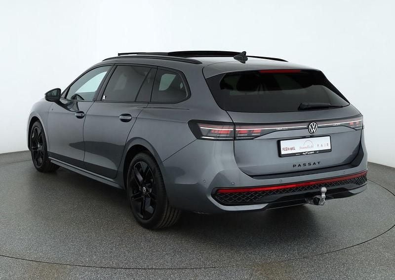 Neu VW Passat R-line 265 PS (194 kW) 2026 Grau Kombi