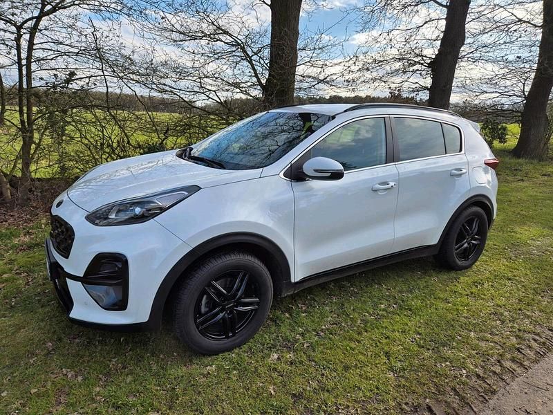 Gebraucht Kia Sportage 136 PS (100 kW) 2021 Weiß SUV