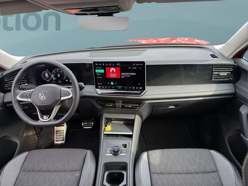 Gebraucht VW Tiguan 150 PS (110 kW) 2025 Rot SUV