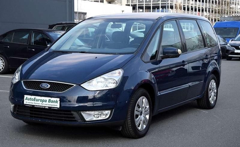 Gebraucht Ford Galaxy Trend 145 PS (106 kW) 2009 Blazer blue Van / Kleinbus