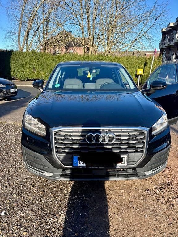 Gebraucht Audi Q2 116 PS (85 kW) 2018 Schwarz SUV