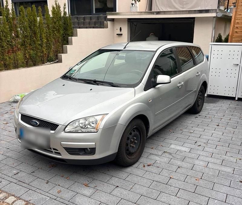 Usata Ford Focus 101 CV (74 kW) 2007 Argento Station wagon