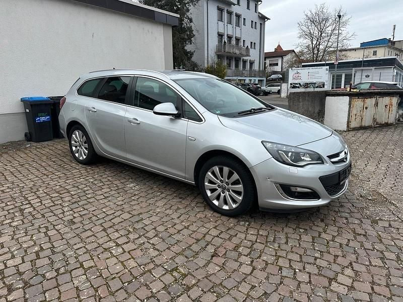 Gebraucht Opel Astra 110 PS (80 kW) 2016 Silber Kombi