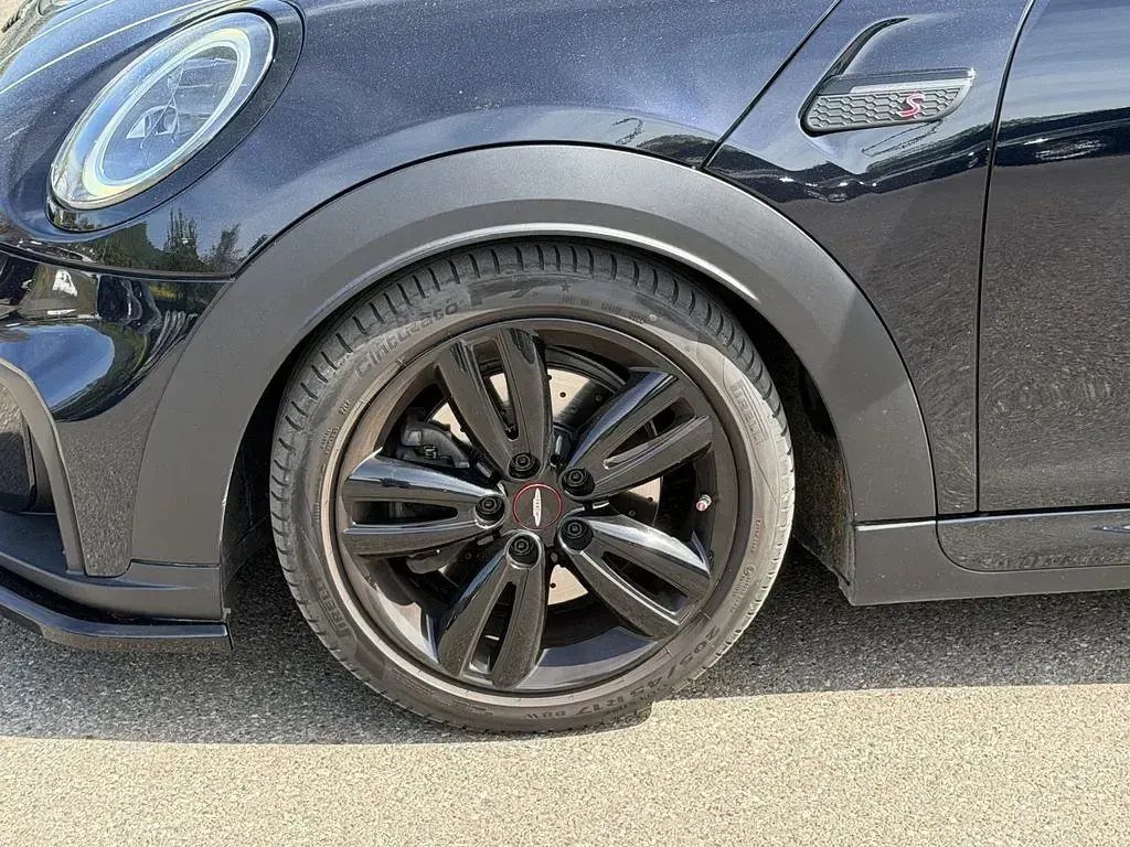 Używany Mini Cooper S 178 KM (130 kW) 2021 Czarny Hatchback