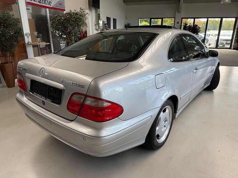 Gebraucht Mercedes CLK200 Elegance 163 PS (119 kW) 2001 Silber