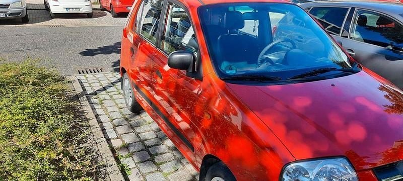 Rot Gebraucht 2006 Hyundai Atos Kleinwagen | 1.500 € - Bild 1/4