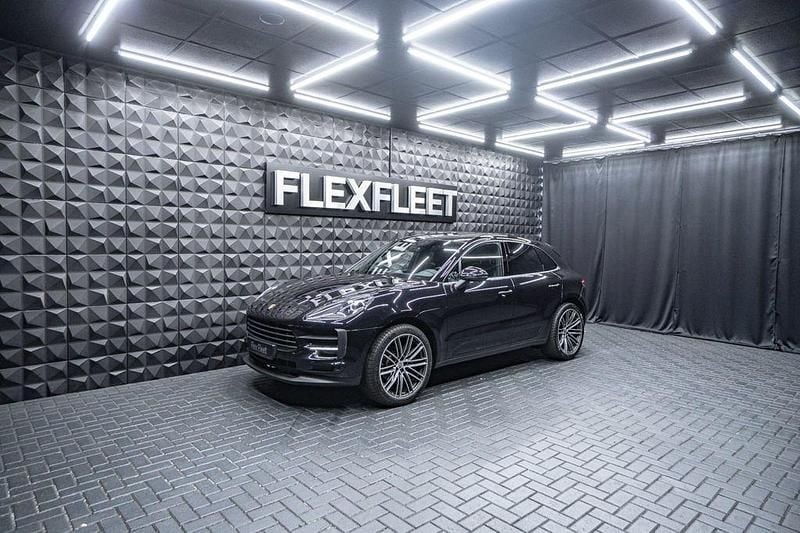 Schwarz Gebraucht 2020 Porsche Macan Turbo SUV | 54.990 € (Fairer Preis) - Bild 1/4
