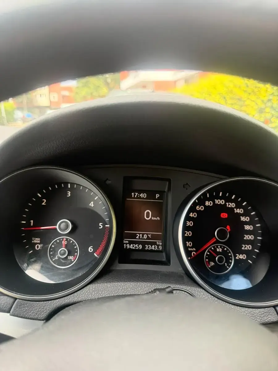 Gebraucht VW CC 140 PS (102 kW) 2011 Grau Limousine
