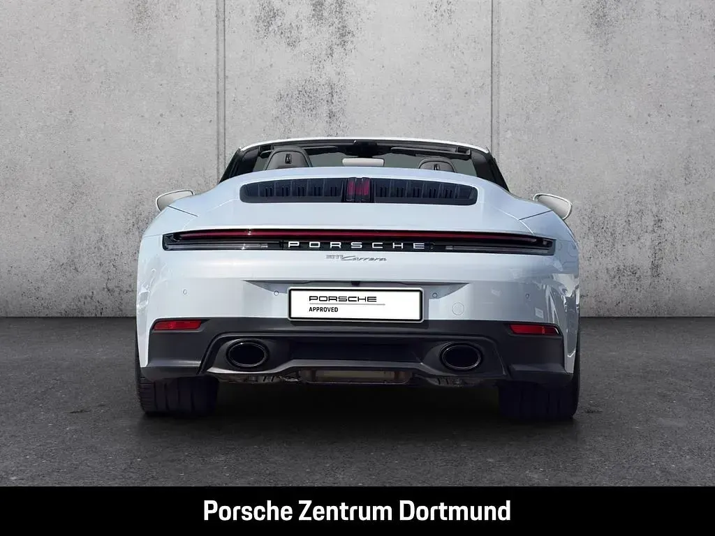 Gebraucht Porsche 911 Carrera Cabriolet 394 PS (289 kW) 2025 Grau Cabrio