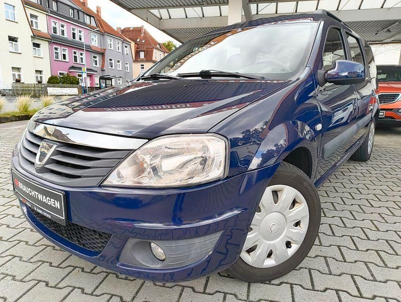 Blau Gebraucht 2012 Dacia Logan MCV Kombi | 5.980 € (Teuer) - Bild 1/4