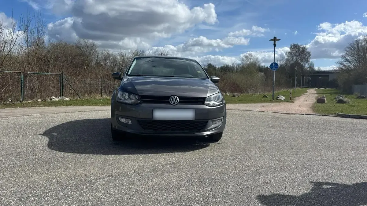 Używany VW Polo Team 69 KM (50 kW) 2010 Szary Hatchback