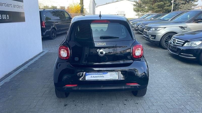 Gebraucht Smart ForFour Electric Drive 60 kW (82 PS) 2020 Schwarz Kleinwagen