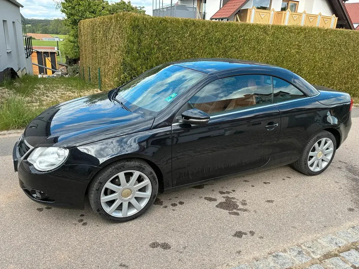 Gebraucht VW Eos 122 PS (89 kW) 2009 Schwarz Cabrio