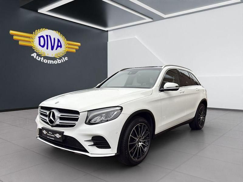 Weiß Gebraucht 2018 Mercedes GLC300 AMG line SUV | 32.750 € (Fairer Preis) - Bild 1/4