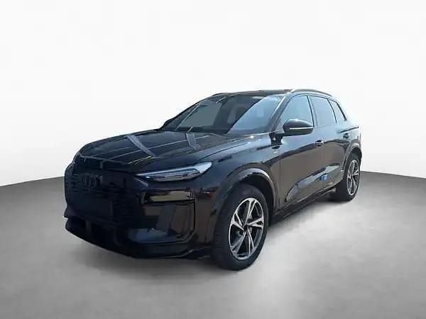 Neu Audi e-tron Ambiente 225 kW (306 PS) 2026 Mythosschwarz metallic SUV