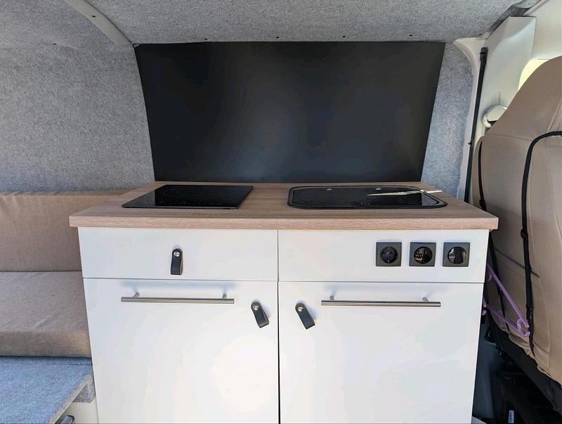 Gebraucht VW Transporter 102 PS (75 kW) 2020 Weiß Van